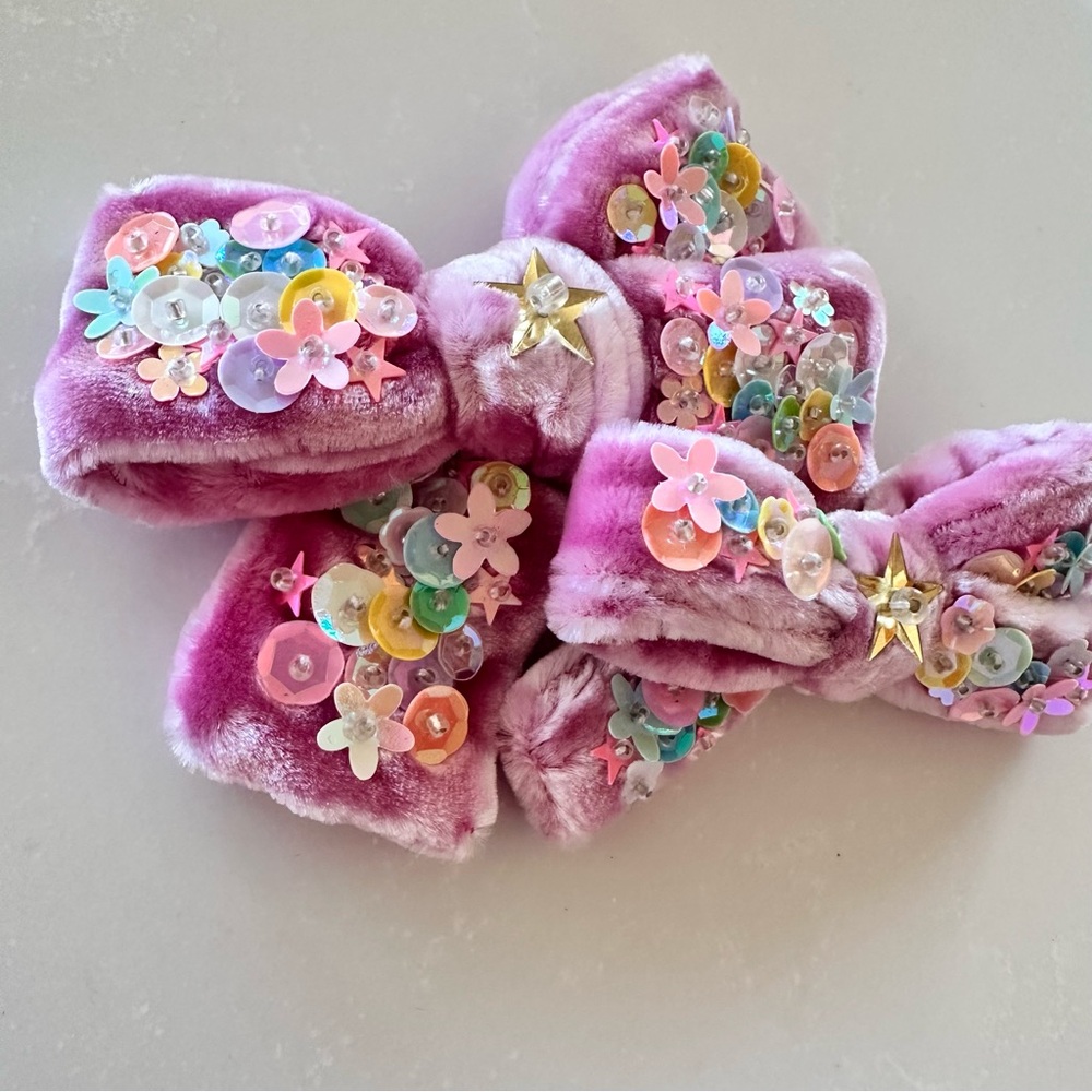 New Pink fluffy velvet hair bows bundle